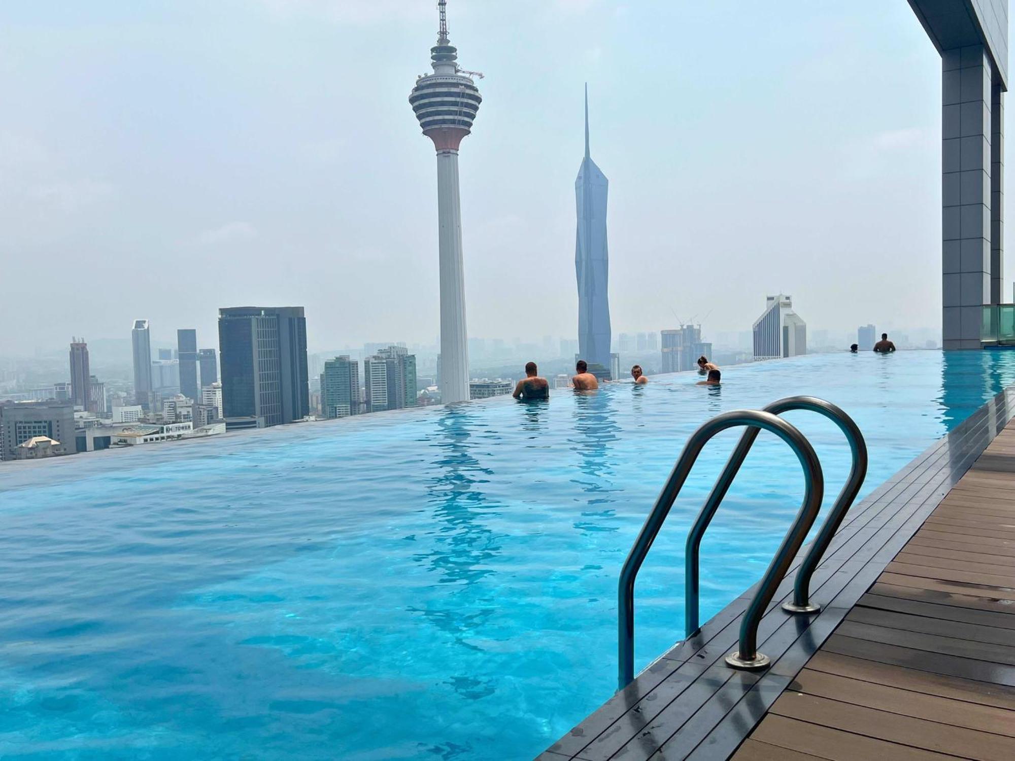 Luxe Suites At Platinum Klcc Kuala Lumpur Eksteriør billede